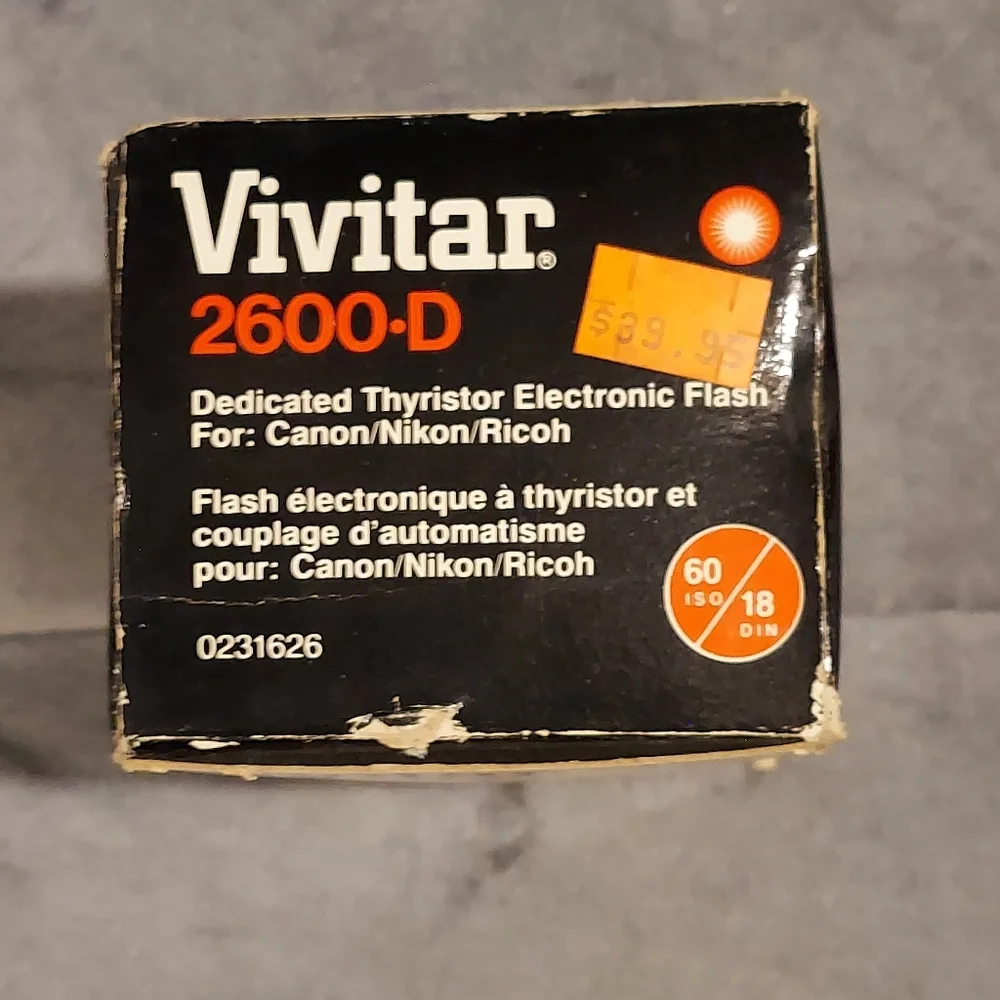 NIB VINTAGE VIVITAR 2600-D DEDICATED AUTO THYRISTOR ELECTRONIC FLASH CANON NIKON